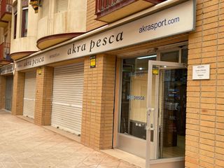 Geschäftsraum in Altozano - Conde Lumiares. Se vende local comercial frente hospital general