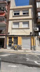 Local commercial à Campoamor. Se vende local con salida de humos y patio