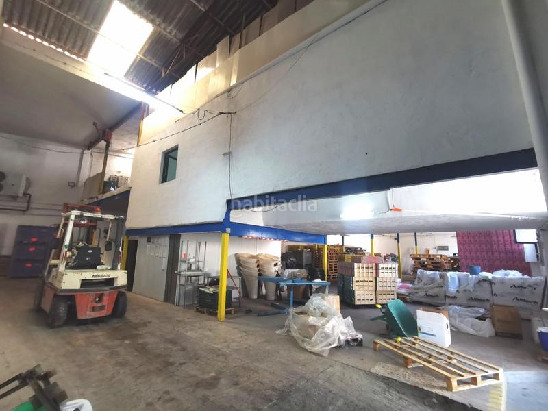 Foto 588b2ad4-66ae-478f-9160-e005036a652f. Nau industrial a Monforte del Cid