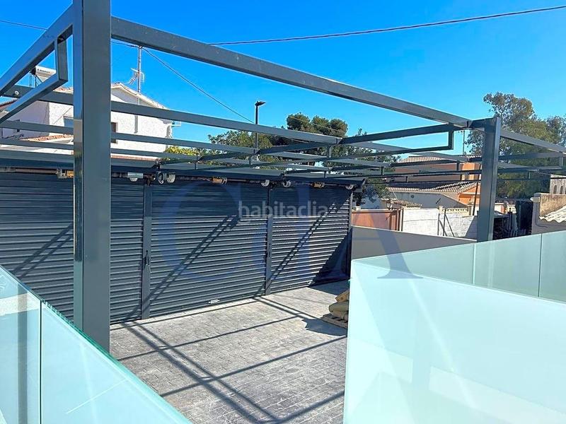 Foto 03719a78-cad7-4f8c-ab0e-69c1cd3daec5. Xalet amb calefacció aparcament piscina a Playa Muchavista Campello (el)