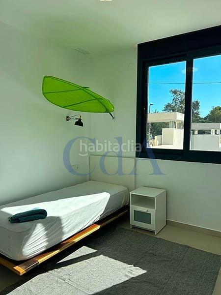 Foto 29591765-46d6-419a-af9f-e3aa9f4062bb. Xalet amb calefacció aparcament piscina a Playa Muchavista Campello (el)