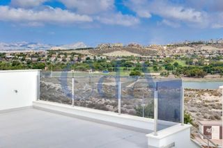 Chalet en Bonalba-Cotoveta. Se vende villa campo de golf a estrenar bonalba