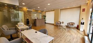 Lloguer Local Comercial a Colonia Madrid. Se traspasa local estetica  reformado  listo para trabajar  beni