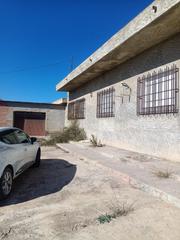 Maison à Montepinar - La Aparecida - Raiguero. Se vende terreno con  casa  zona tranquilaparcela de 8.000 mts