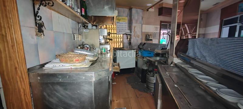 Foto 91a4b23e-e275-48f0-8902-bf66131b23e0. Local comercial a Carolinas Altas Alicante