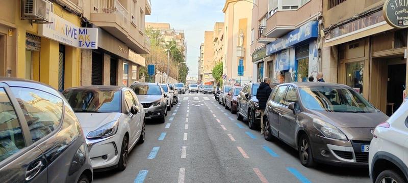 Foto cd2599d6-8379-44d8-b04f-0b6fbdd18f61. Geschäftsraum in Casco Antiguo - Sta. Cruz - Ayuntamiento Alicante