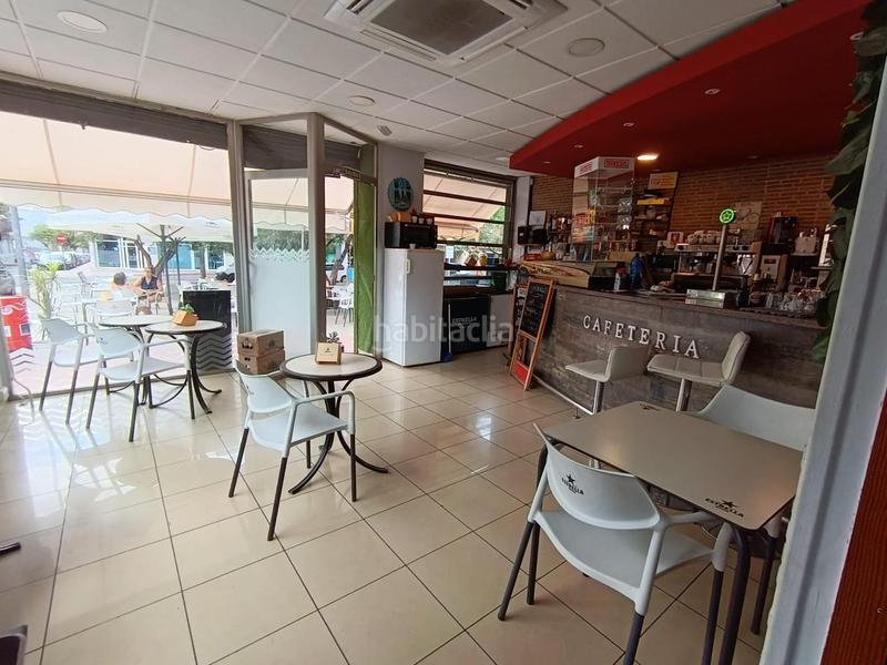 Foto eb0bf31c-4745-4dcd-a5ff-cd660e1d0025. Location local commercial dans Centro Sant Vicent del Raspeig