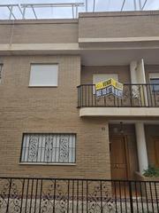 Haus in Centro. Se vende bungalow unifamiliar, zona san vicente  garaje