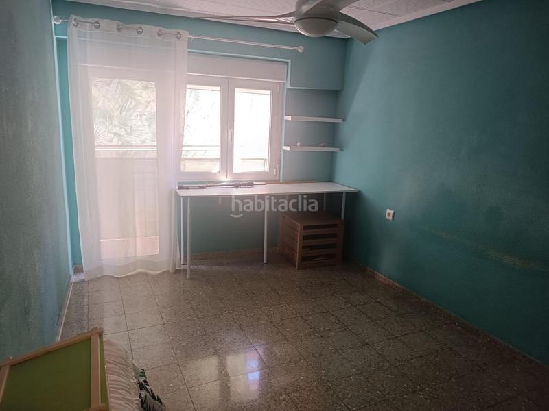 Foto f4e8d172-9429-4f35-bc0a-8fb915eee035. Flat in Carolinas Altas Alicante