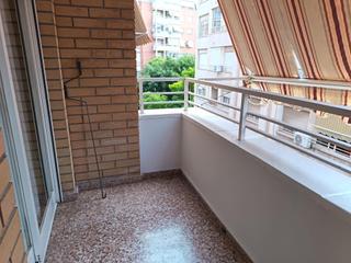 Affitto Appartamento in Altozano - Conde Lumiares. Se alquila piso en muy buena zona todo amueblado