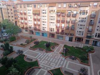 Pis a Altozano - Conde Lumiares. Se vende piso  ascensor  garaje  listo para vivir  frente hospit