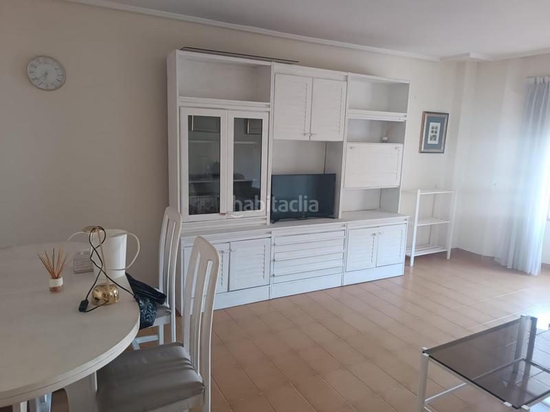 Foto 2c03ab2b-3301-49e5-8d04-a96b6ab2c9b8. Piso se vende piso ascensor garaje listo para vivir frente hospital general en Alicante