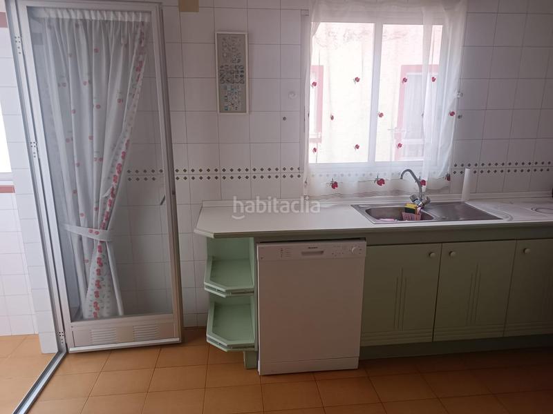 Foto 6da3ac00-9f2b-47c9-8b8a-faad54932614. Piso se vende piso ascensor garaje listo para vivir frente hospital general en Alicante