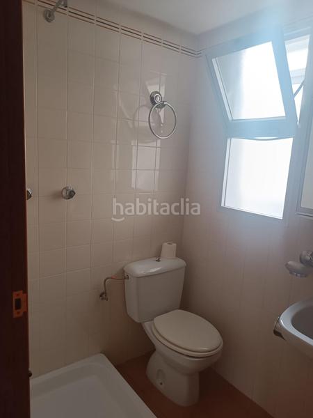 Foto 8f83cc9b-cbbb-4626-8649-203d05ac963e. Piso se vende piso ascensor garaje listo para vivir frente hospital general en Alicante