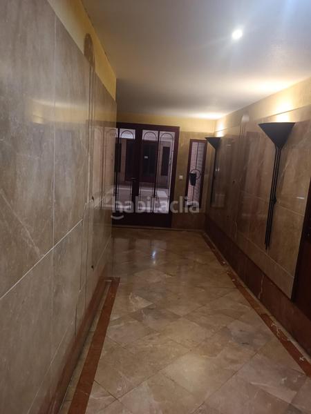 Foto 951113e2-d705-4b4b-acaf-3afd3c149666. Piso se vende piso ascensor garaje listo para vivir frente hospital general en Alicante