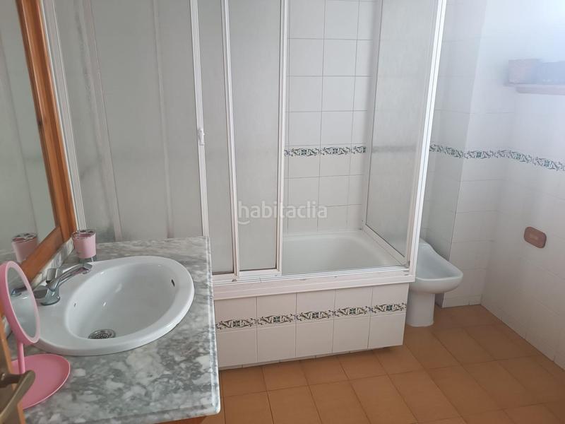 Foto a2bf29f4-f533-415b-ae17-f8d73e26da67. Piso se vende piso ascensor garaje listo para vivir frente hospital general en Alicante