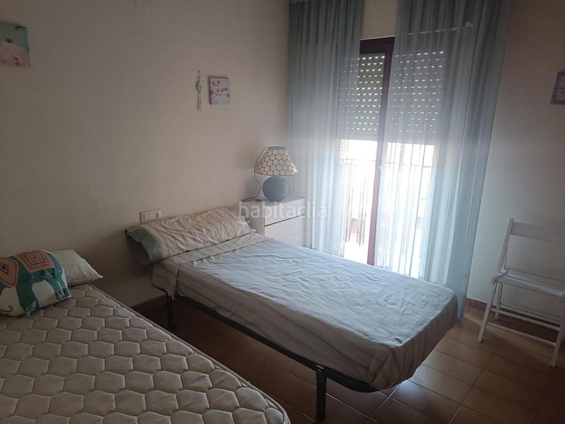 Foto c071d63b-562e-49cd-9453-deec8f4a68e3. Piso se vende piso ascensor garaje listo para vivir frente hospital general en Alicante