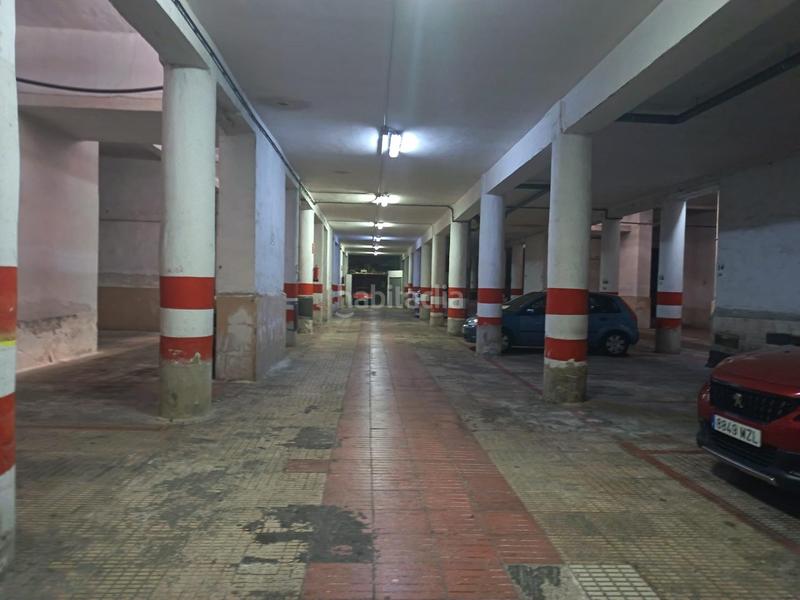 Foto f6c83493-0c0b-4e93-b202-bc40c8a30584. Parking voiture dans Altozano - Conde Lumiares Alicante