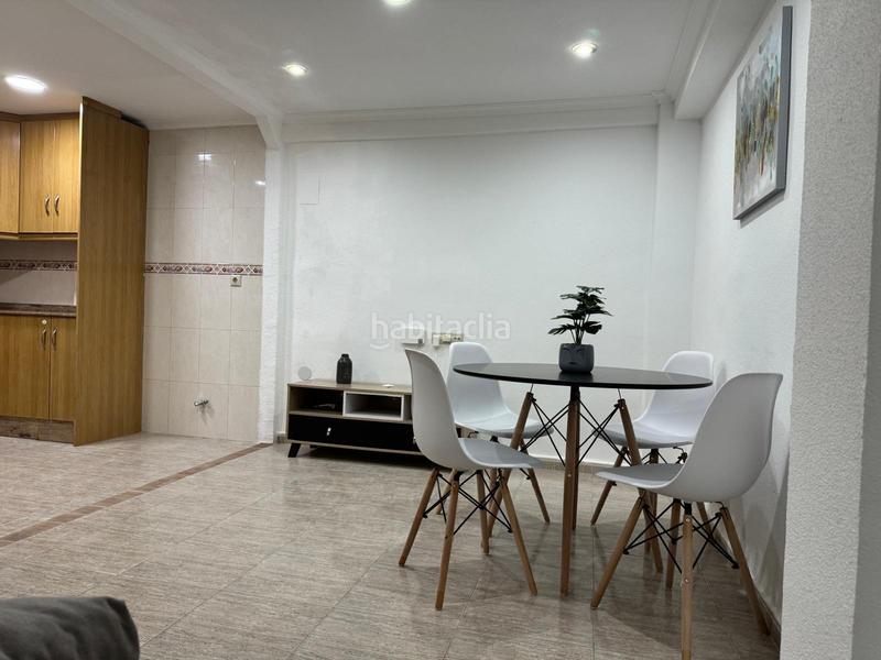 Foto 1caf2136-e9cc-4310-8102-c1d3ac383fc6. Etagenwohnung in Carolinas Altas Alicante