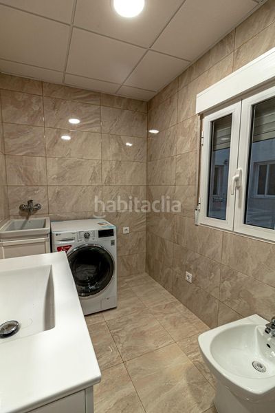 Foto 492557d1-6c7f-4c78-aa9a-8e60f0f0159b. Pis amb aparcament piscina a Juan XXIII Alicante