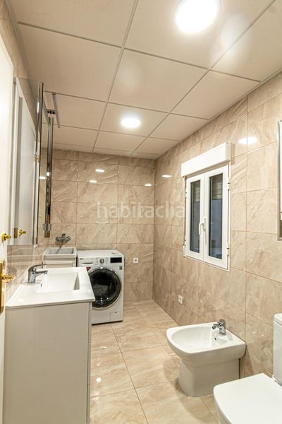 Foto 8893c560-ce39-4a18-b1a0-fda287a423d9. Pis amb aparcament piscina a Juan XXIII Alicante