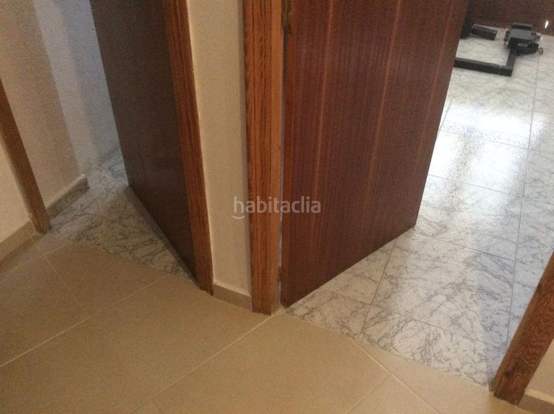 Foto a839064d-afa7-4d6b-bd44-9887493c3219. Local comercial a El Llombo Ontinyent
