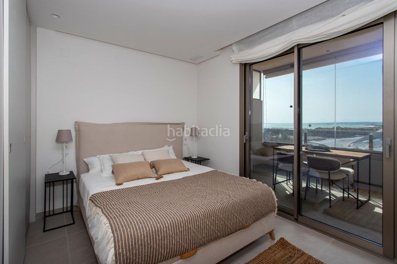 Foto 46eaefd4-7650-4dd1-9f65-977a175cc912. Apartamento se vende increíble apartamento a solo 80 metros del mar! apartamento en alicante en Santa Pola