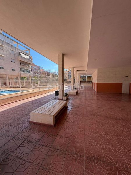 Foto 441006e1-3fa5-4038-9e70-ba5fe9987dd6. Pis amb piscina a Pla de Bon Repós Alicante