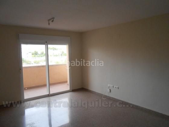 Foto f7da95c0-6a29-462f-89df-2f9ab1579cbd. Pis amb piscina a Garbinet - Parque de las Avenidas Alicante