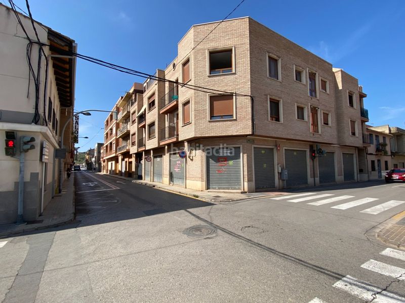 Foto a14d2714-43d7-43ee-9374-7e41cea17579. Rent business premise in Riba - roja de Túria