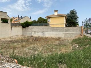 Terreny residencial a Parque de la Bombilla. Parcela urbana en lliria