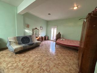 Casa a Santa Bárbara. Casa de pueblo en lliria