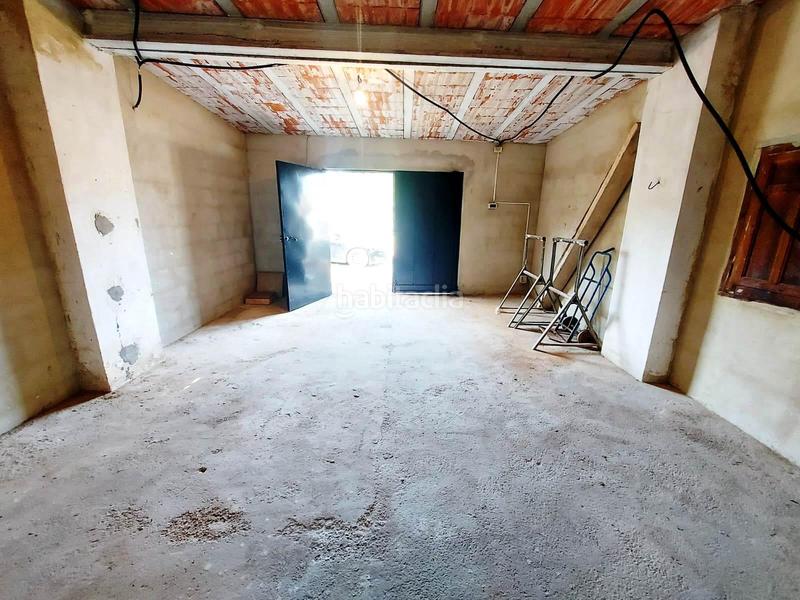 Foto 19accd7b-740e-4f35-8cc7-0b873369a49d. Xalet amb calefacció aparcament piscina a Urbanizaciones Llíria