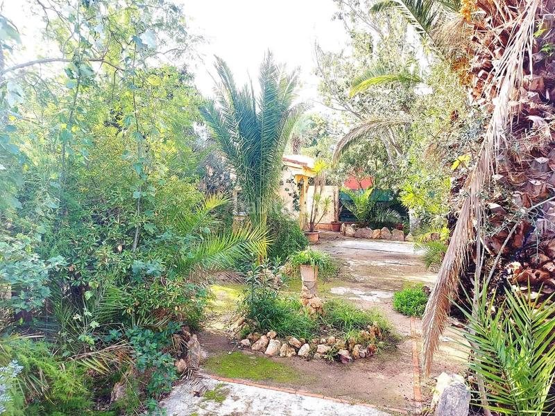 Foto 3087284a-2024-4e7f-965a-f41fbbe4a1dd. Xalet amb calefacció aparcament piscina a Urbanizaciones Llíria