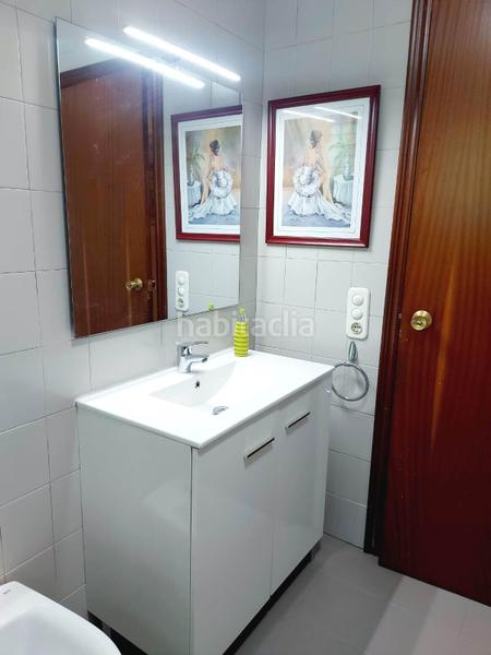 Foto 32d3e8d9-c306-4805-a74f-e3d8741385e1. Xalet amb calefacció aparcament piscina a Urbanizaciones Llíria