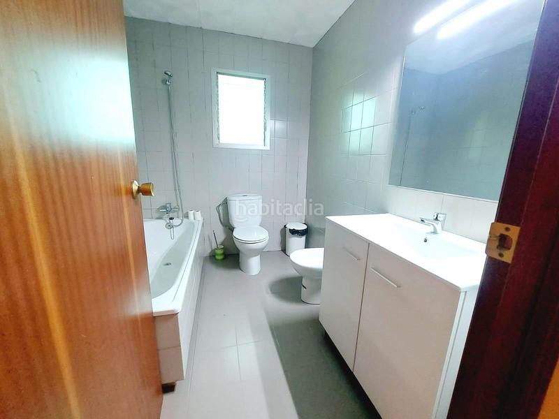 Foto 46814ef8-3c71-4254-94de-4d4312aea9b0. Xalet amb calefacció aparcament piscina a Urbanizaciones Llíria