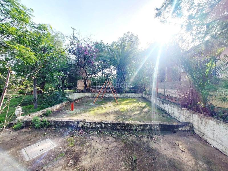 Foto df74935b-e600-48f5-89fc-d1b497bf10bd. Xalet amb calefacció aparcament piscina a Urbanizaciones Llíria