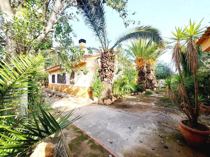 Foto ebb87df1-c353-41a5-bc0c-b7e7829f96b9. Xalet amb calefacció aparcament piscina a Urbanizaciones Llíria