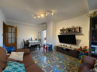 Appartement en El Castell. Piso muy luminoso en burjassot