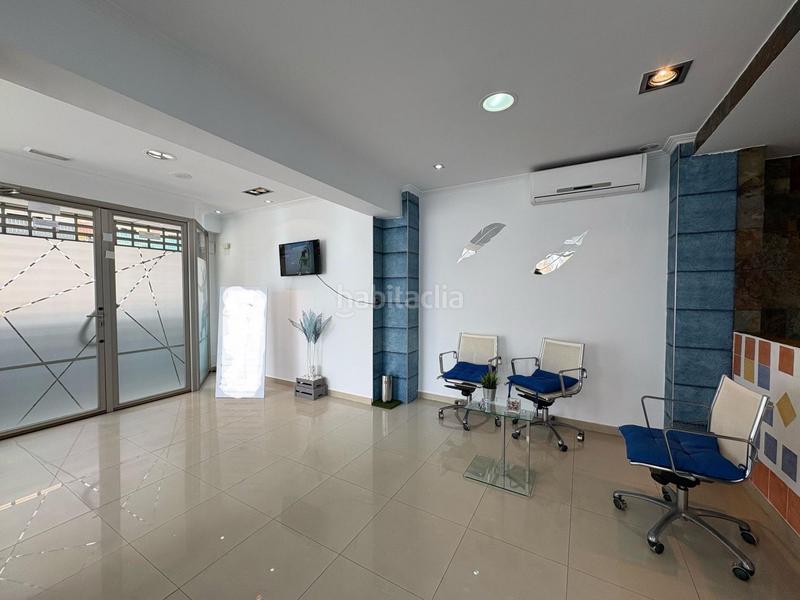 Foto 10ea44de-fcdd-4e1d-8f97-eeb370e066c3. Location local commercial dans Quart de Poblet