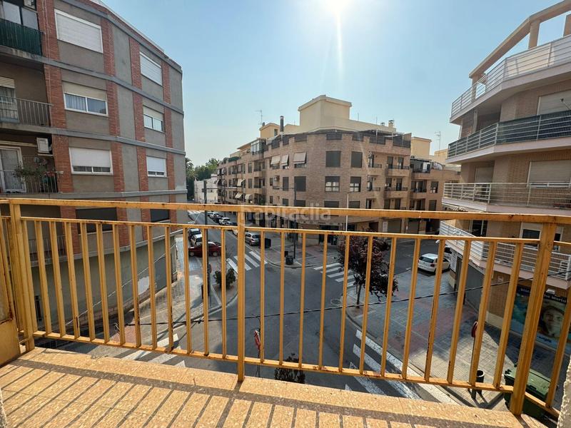 Foto 2b908130-1dea-479e-9725-2689a71c80de. Piso  esquinero con dos balcones en lliria en Llíria