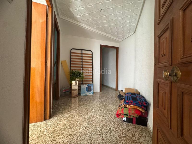 Foto ae02d025-10be-4726-b750-d5ef3d91dfbc. Piso  esquinero con dos balcones en lliria en Llíria