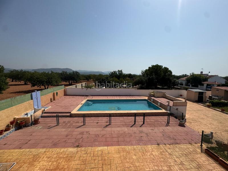 Foto fd68afe7-6a3f-42ee-95cb-3d2147c8cdae. Chalet  para entrar con gran parcela en Urbanizaciones Llíria