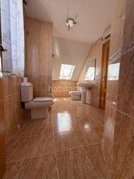 Foto a3944d8d-a03c-44c8-96fc-4f9a70a69bec. Piso atico duplex muy cercano al metro en Casco Antiguo Llíria