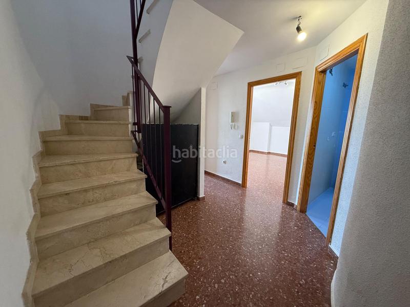 Foto d1e05afc-1a4c-411b-8aac-442ce49ce5e8. Piso atico duplex muy cercano al metro en Casco Antiguo Llíria