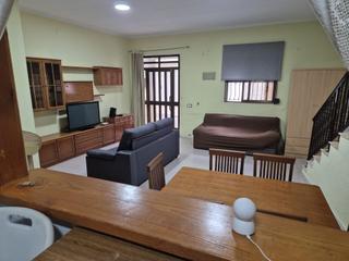 Casa a Pedralba. Casa en venta en el centro de pedralba