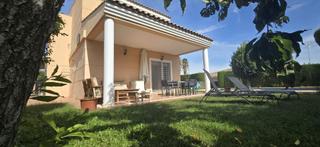 Chalet à Urbanizaciones. Chalet en venta lliria