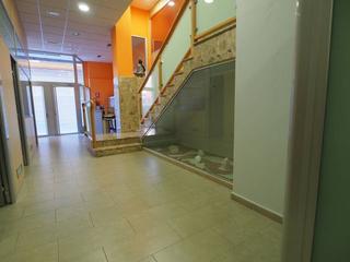 Location Local commercial à Riba - roja de Túria. Local comercial en alquiler