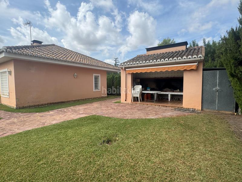 Foto 37f06c1a-b5fe-4b7c-87a2-d74ab8adf16e. Chalet mit parking pool in Urbanizaciones Llíria
