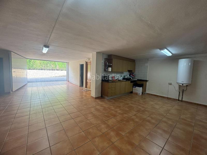 Foto 439aac8a-d0cd-4810-b61d-b884f02e3ad4. Chalet mit parking pool in Urbanizaciones Llíria